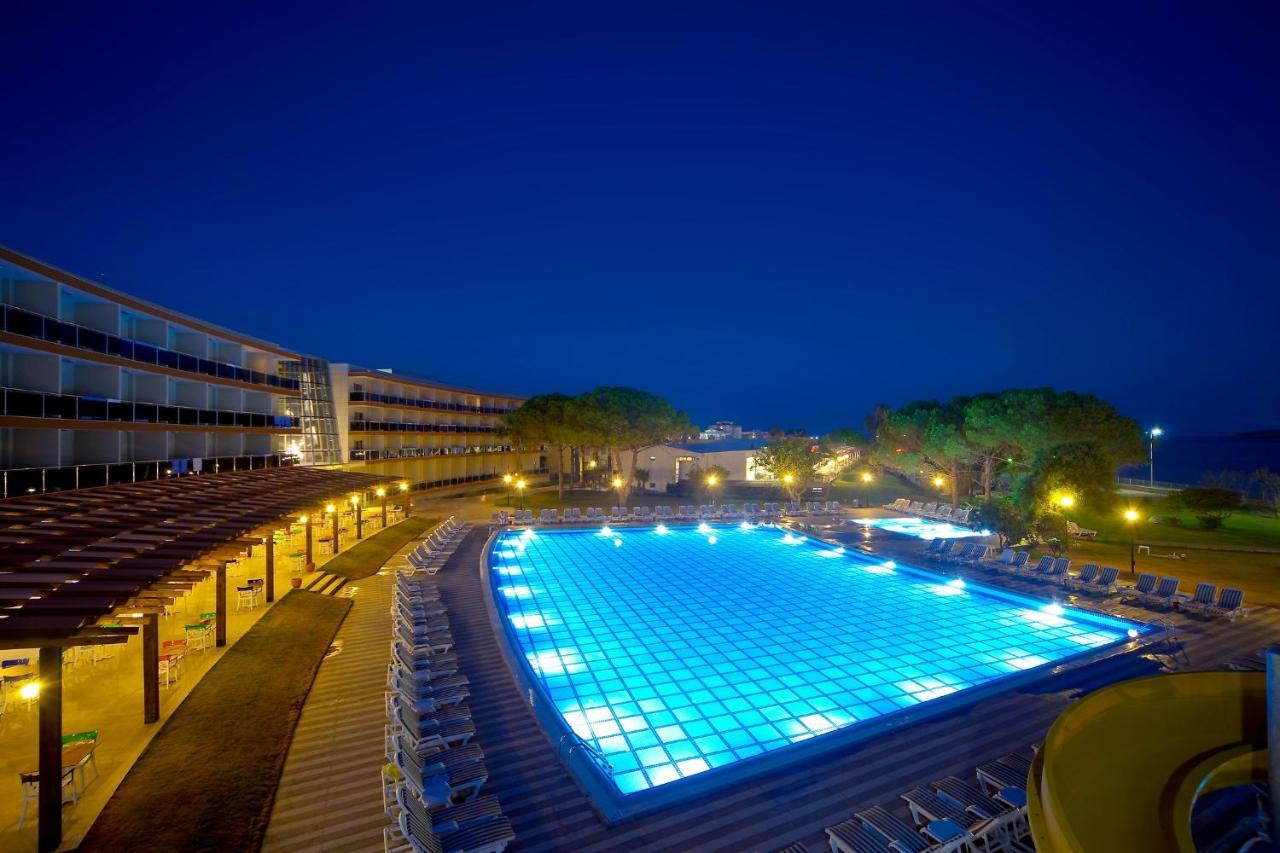 Grand Sahins Gumuldur 4* İzmir